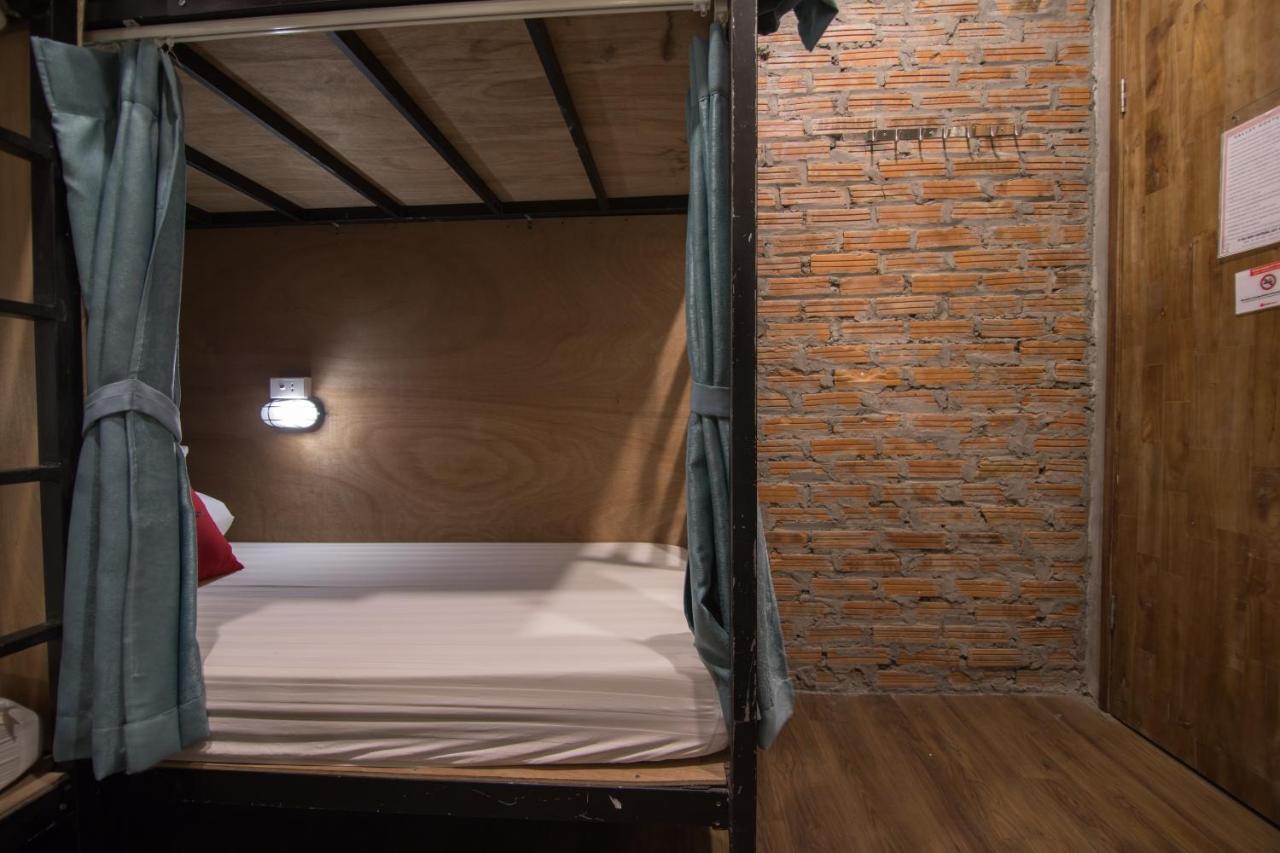 A Pousada Reddoorz @ Tong Duy Tan Street (Adults Only) Hanói Exterior foto