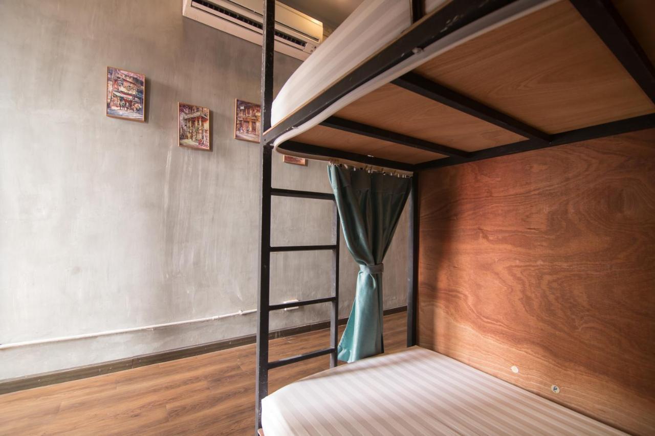 A Pousada Reddoorz @ Tong Duy Tan Street (Adults Only) Hanói Exterior foto