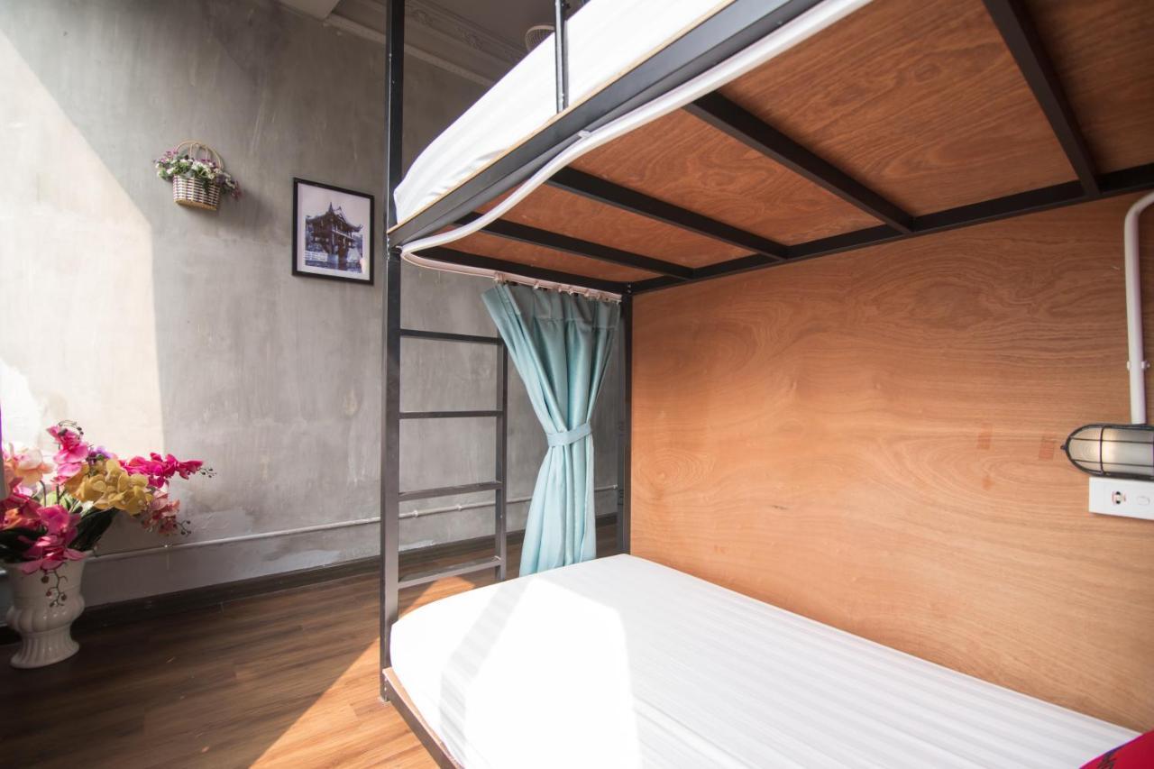 A Pousada Reddoorz @ Tong Duy Tan Street (Adults Only) Hanói Exterior foto